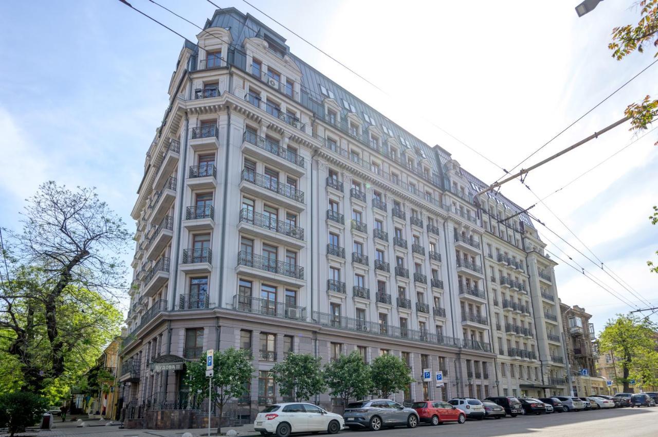 Красивая Квартира В Центре Одессы Odessa Eksteriør billede